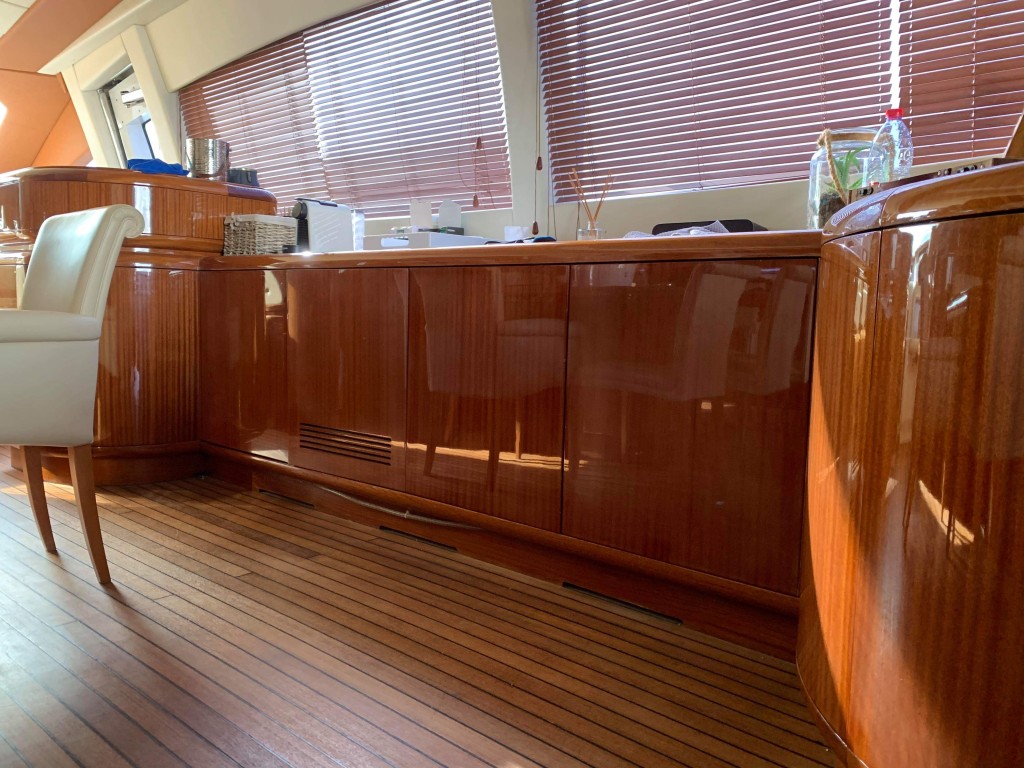 refit yacht MANGUSTA 108
